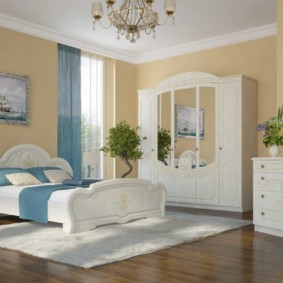 yatak odası fotoğraf iç ayna ile Çekmeceli