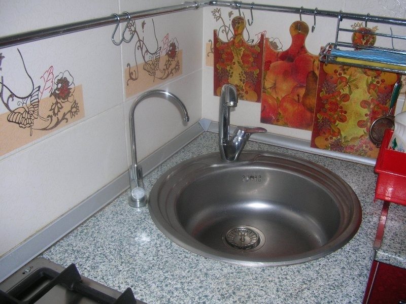 Round stainless steel sink bowl