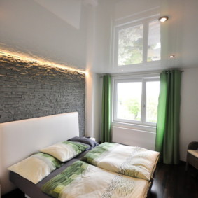 tavane suspendate în dormitor tipuri de design
