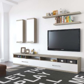 mur TV minimaliste