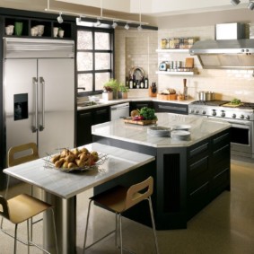 mākslīgā akmens galds virtuves dizaina idejās