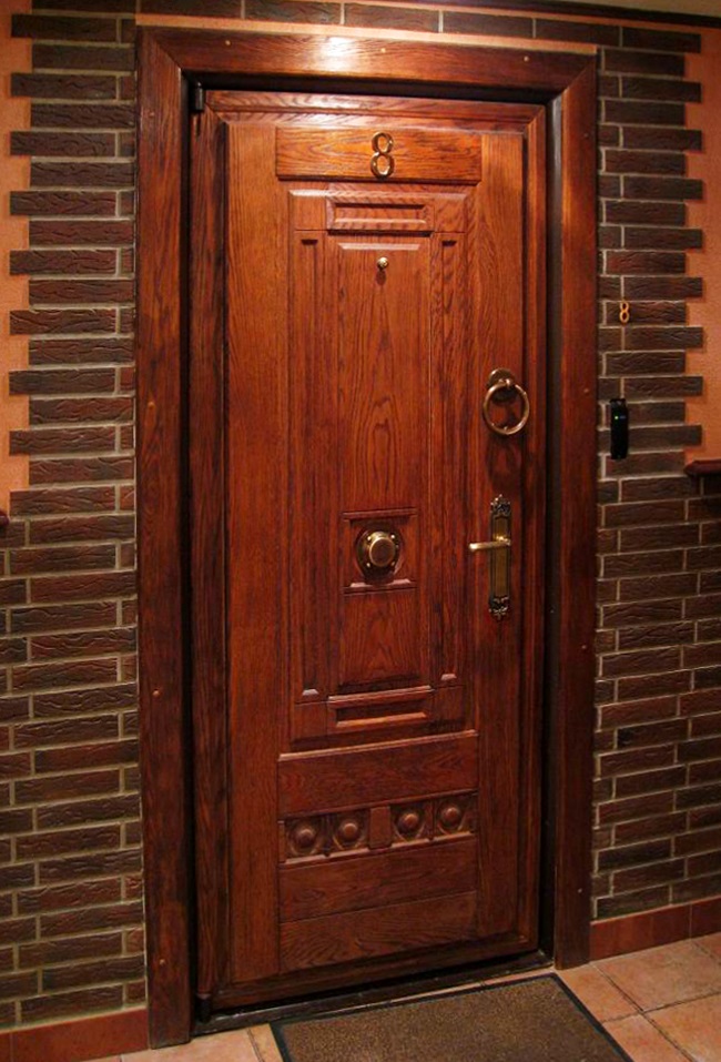 דלת כניסה מעץ אלון מלא