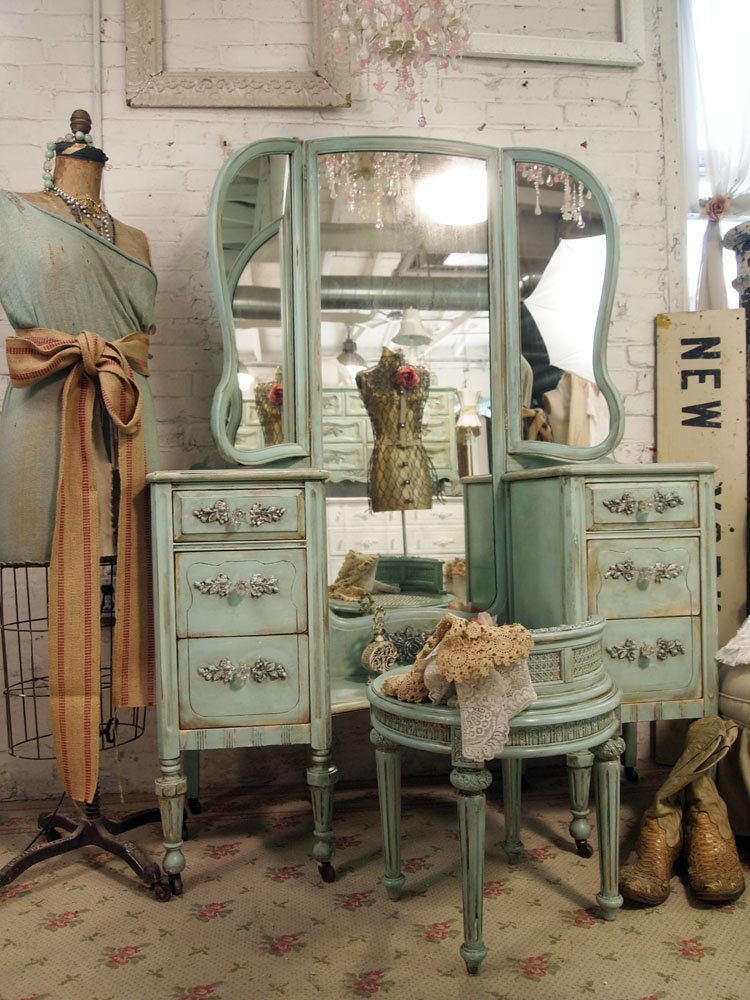 Treillis vintage dans une chambre rustique