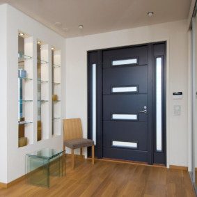 entrance doors to the apartment options