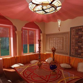 cameră interioară în stil oriental