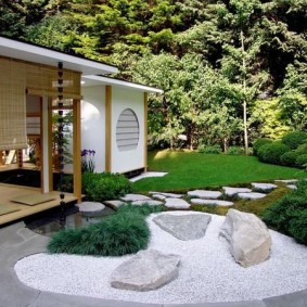 Japanese Style Rock Garden