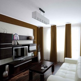 Modern bir oda için koyu renkli modüler mobilyalar