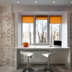 Roller blinds in bright colors