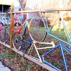 גדר מקורית ממסגרות אופניים