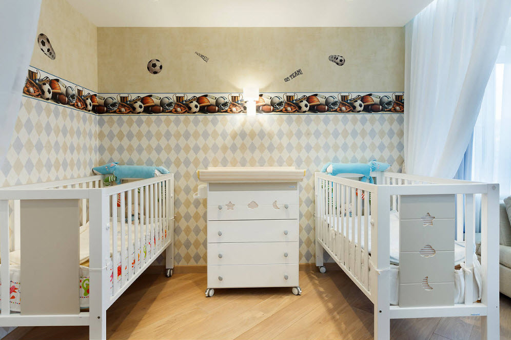 Paper wallpaper in the room for newborns
