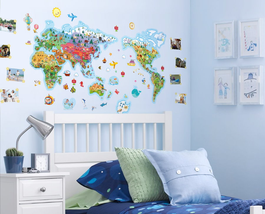 Beautiful decor of the painted wall in the nursery