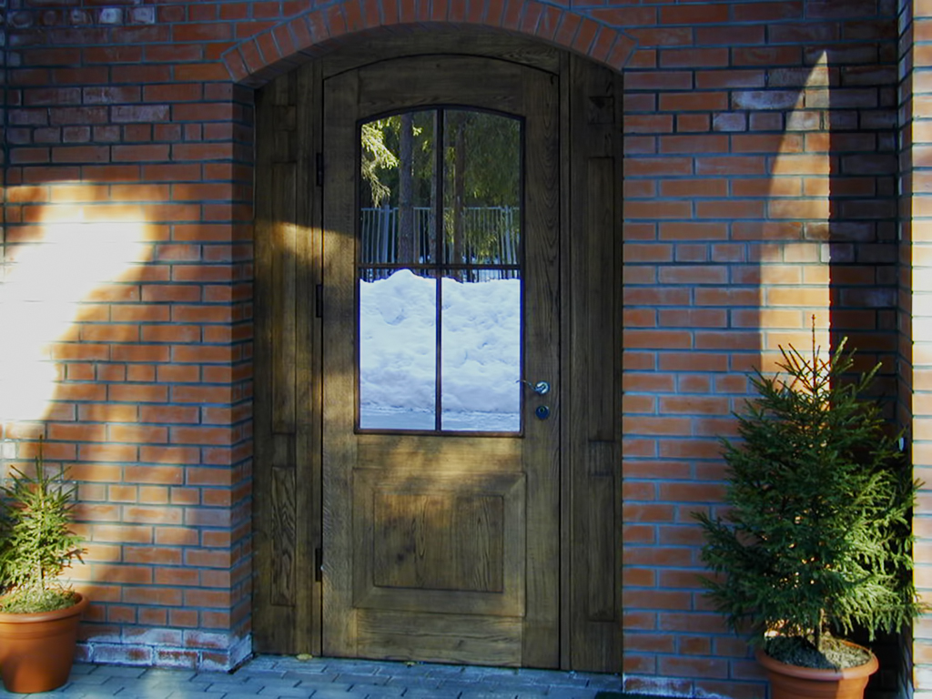 decor de ușă de intrare din lemn