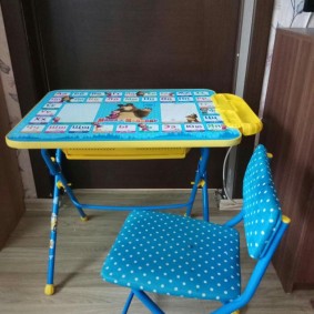 tables pour enfants avec des idées de conception de chaise haute