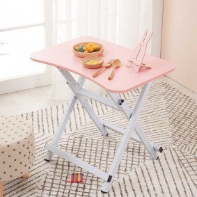 tables pour enfants avec design photo chaise haute