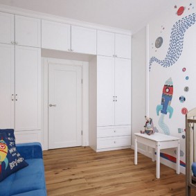 Built-in wardrobes in the wall with a door