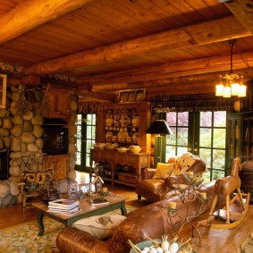 الحجر والخشب في تصميم غرفة المعيشة