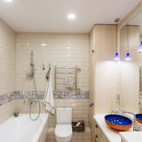 Plancher de salle de bain de style patchwork