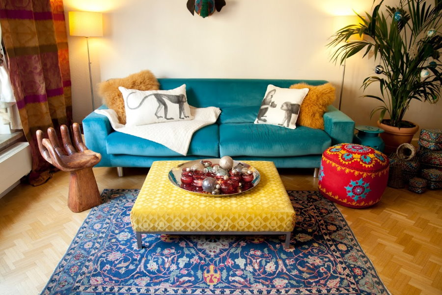 Canapea pliabilă cu tapițerie albastră
