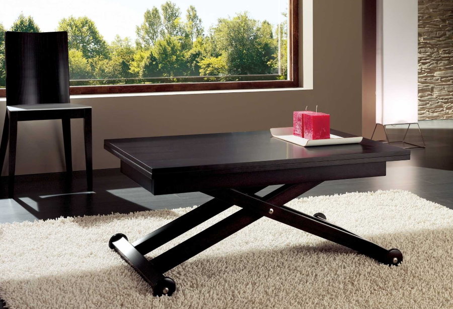Convertible table on casters in the living room
