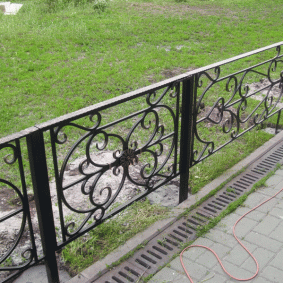 bahçe için dekoratif çit