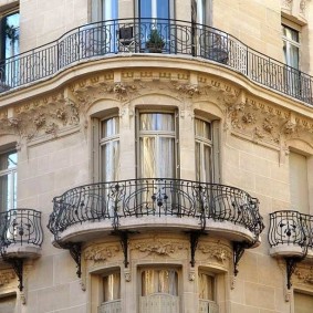 Klasik balkonlar