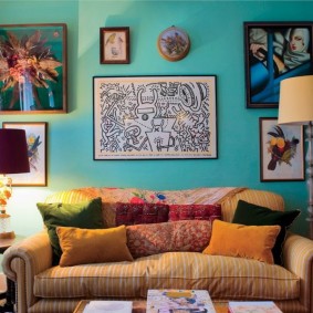 Turquoise wall in a cozy living room