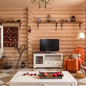 decor of the log walls of the living room