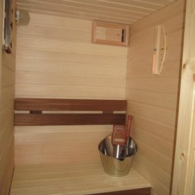 Revestimento das paredes da sauna