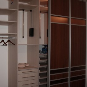 Shelves and drawers in the frame cabinet