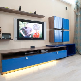 Façades bleues de mobilier de salle modulaire