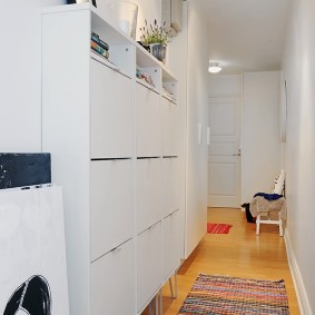 Narrow furniture for a small corridor