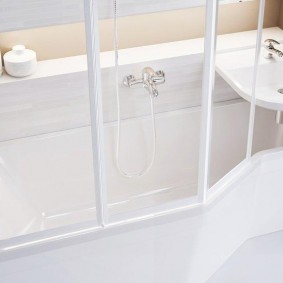 sink over the bath types of decor