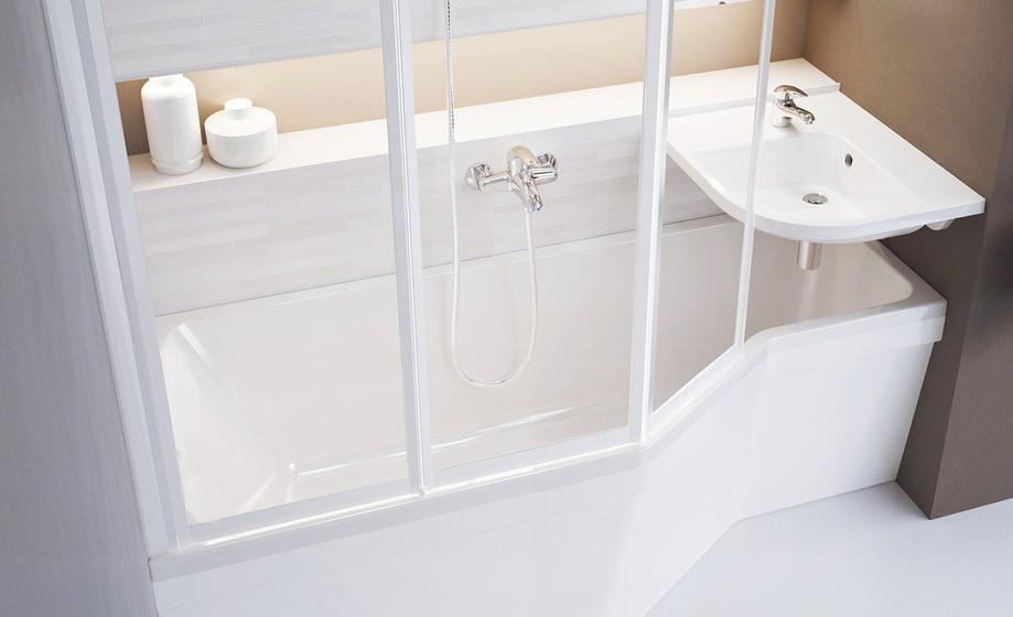 bathtub with sink set